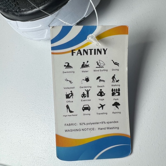 Unisex Fantiny Beach/Water Shoes Size 40 Womens 9 - Picture 4 of 5